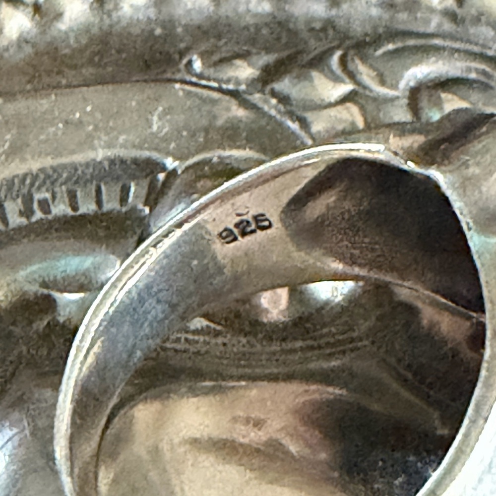 Silver Pig ring - Picture 3 of 3
